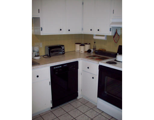 176 Maple Avenue, Unit 605 Rutland, MA 01543 - Photo 6 of 19 Gallery Image 6