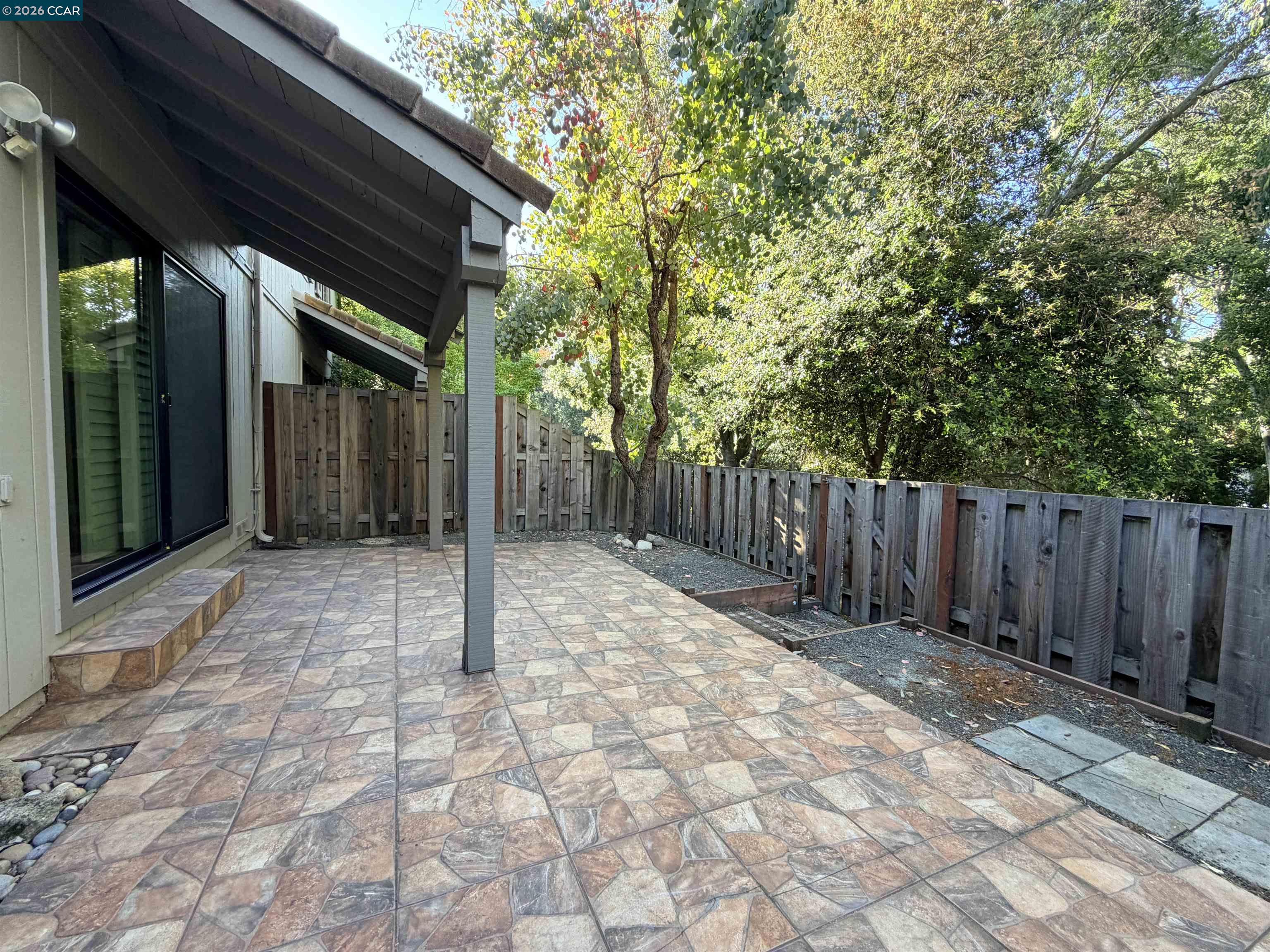 886 Valley Run Hercules, CA 94547 - Photo 18 of 39