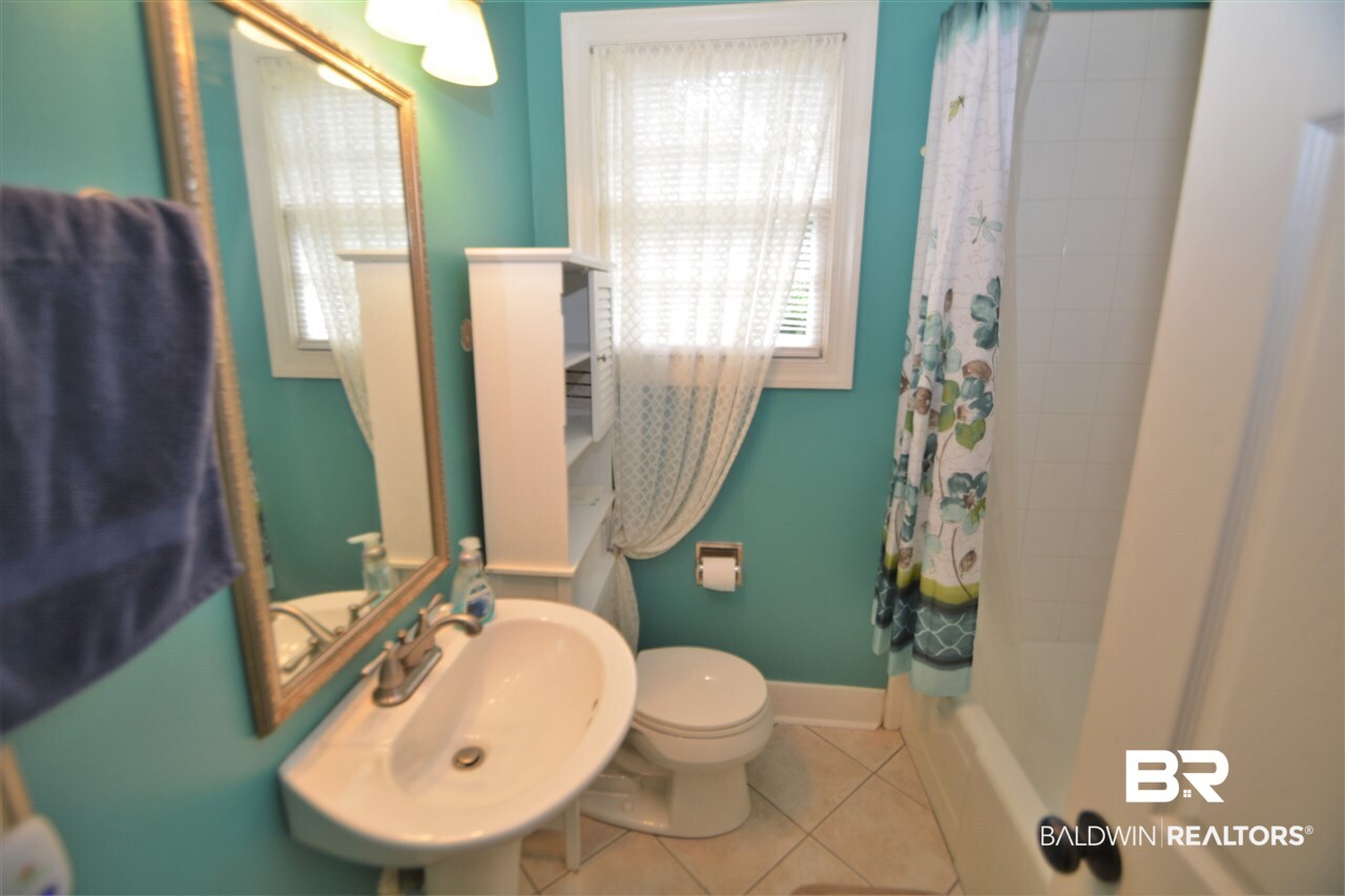 339 Azalea Circle West Mobile, AL 36608 - Photo 18 of 24