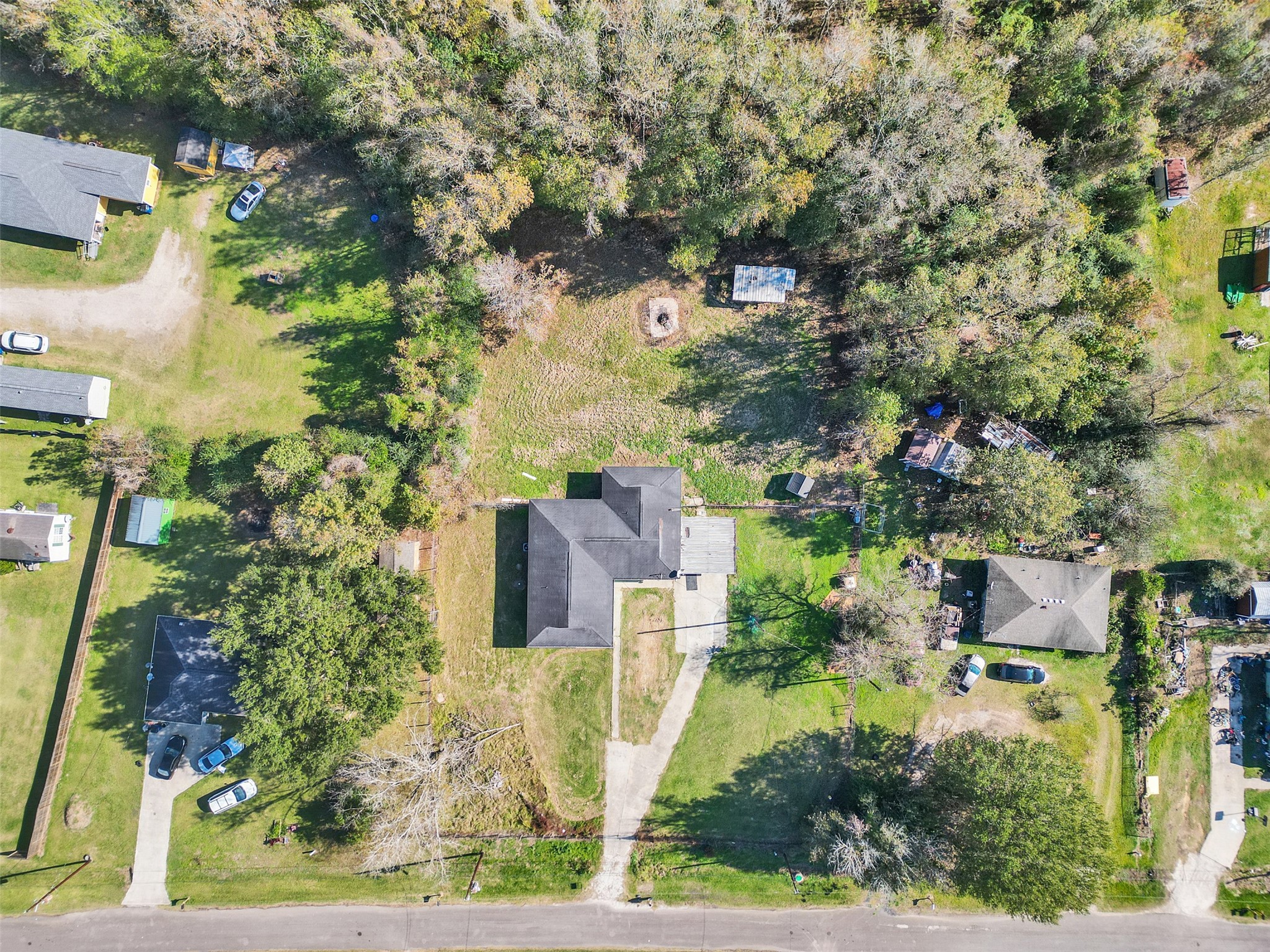 211 Johnson Street Liberty, TX 77575 - Photo 2 of 31