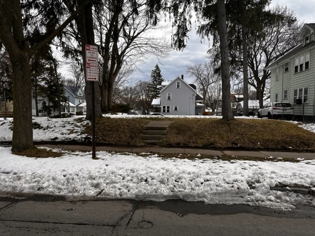 549 Sawyer Street Rochester, NY 14619 - Photo 1 of 1