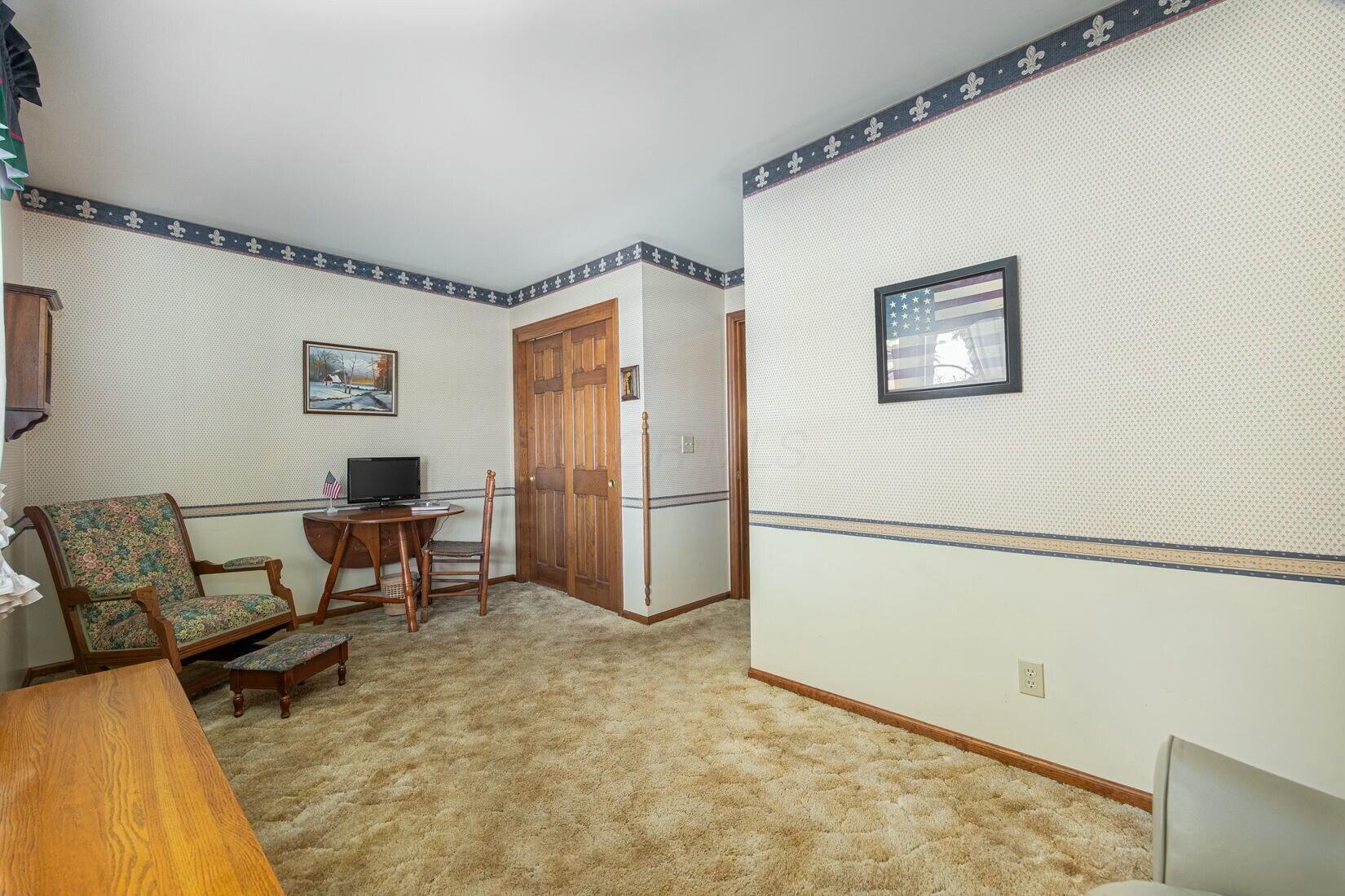 4446 Dublin Road Columbus, OH 43221 - Photo 24 of 62 1st floor office or optional 4th bedroom