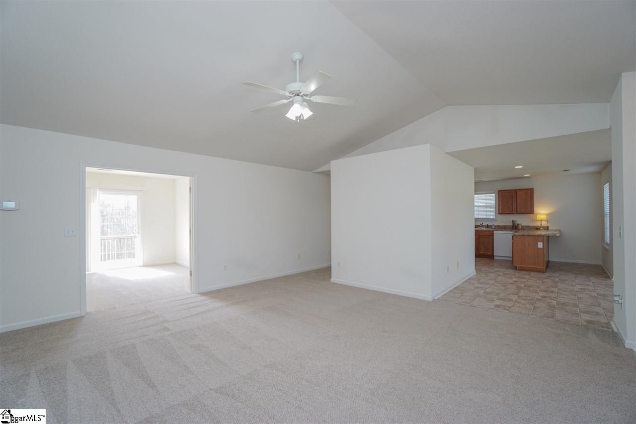 407 Lynnell Way Moore, SC 29369 - Photo 11 of 27 Gallery Image 11