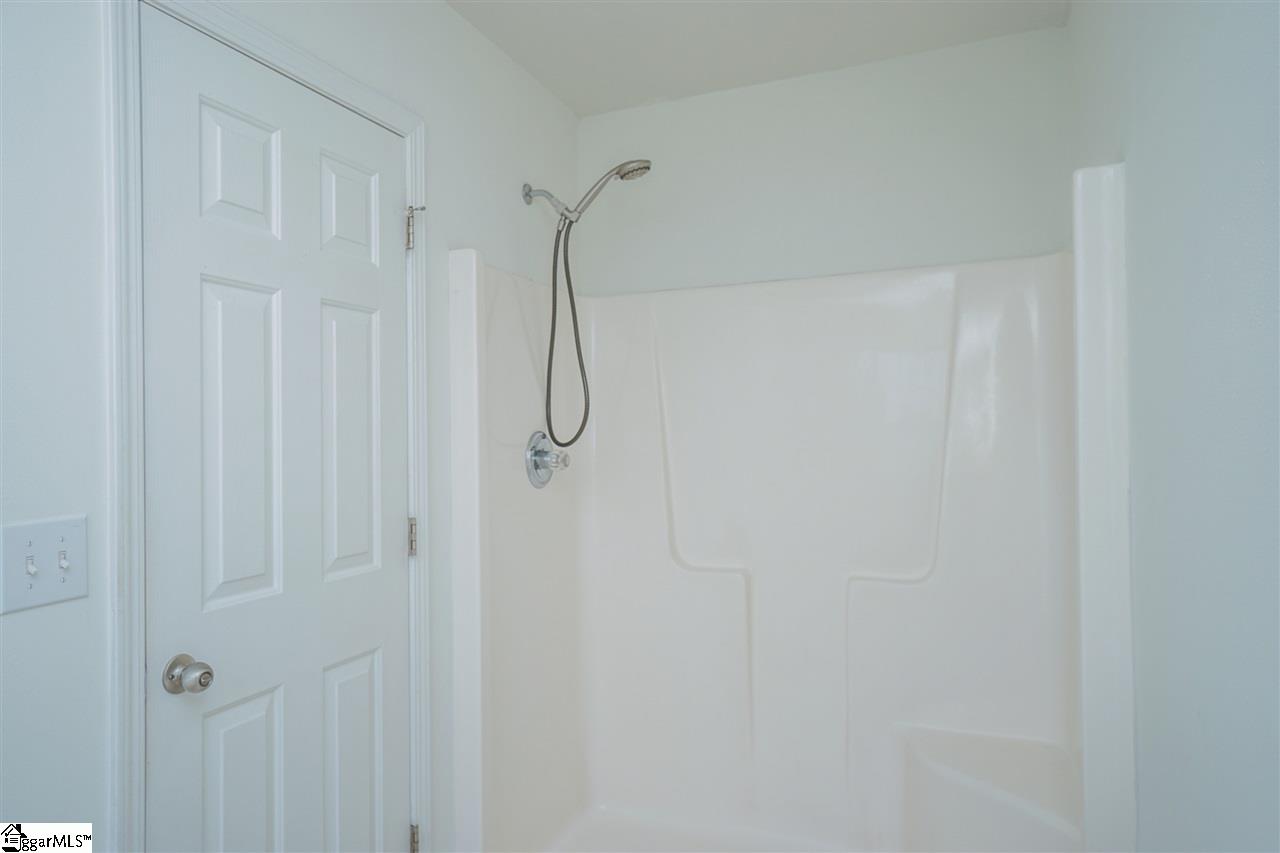 407 Lynnell Way Moore, SC 29369 - Photo 19 of 27 Gallery Image 19