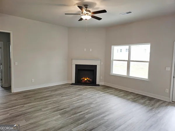 $313,395 | 301 Angela Avenue, Unit 8, Bowdon, GA 30108