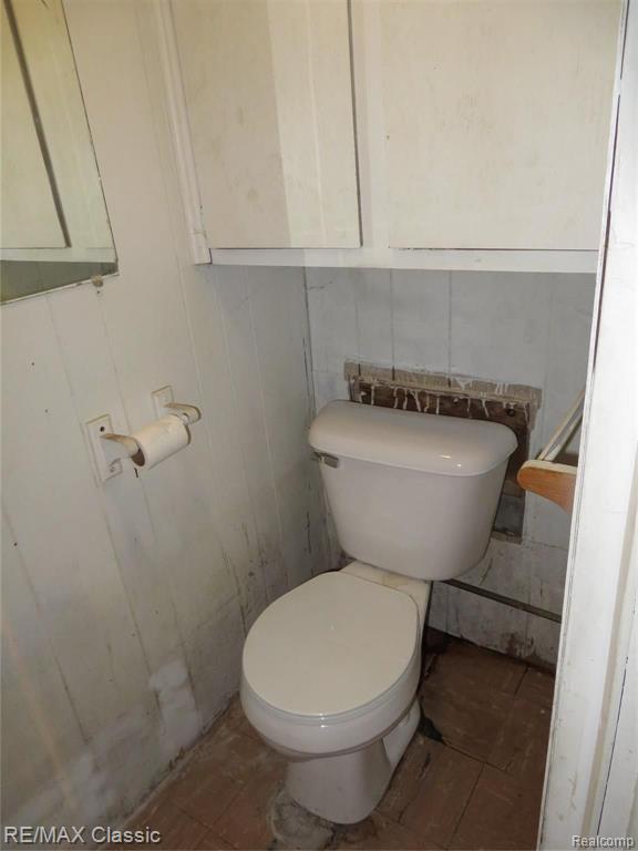 25514 Graham Road Redford, MI 48239 - Photo 17 of 29