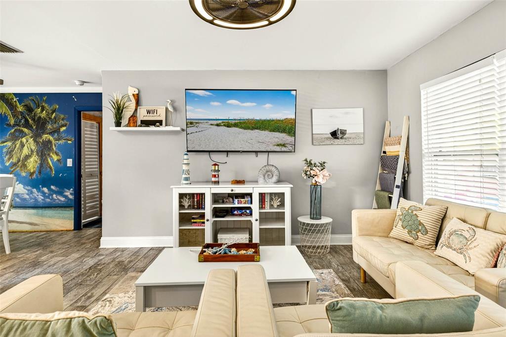 10050 84th Way Largo, FL 33777 - Photo 10 of 77