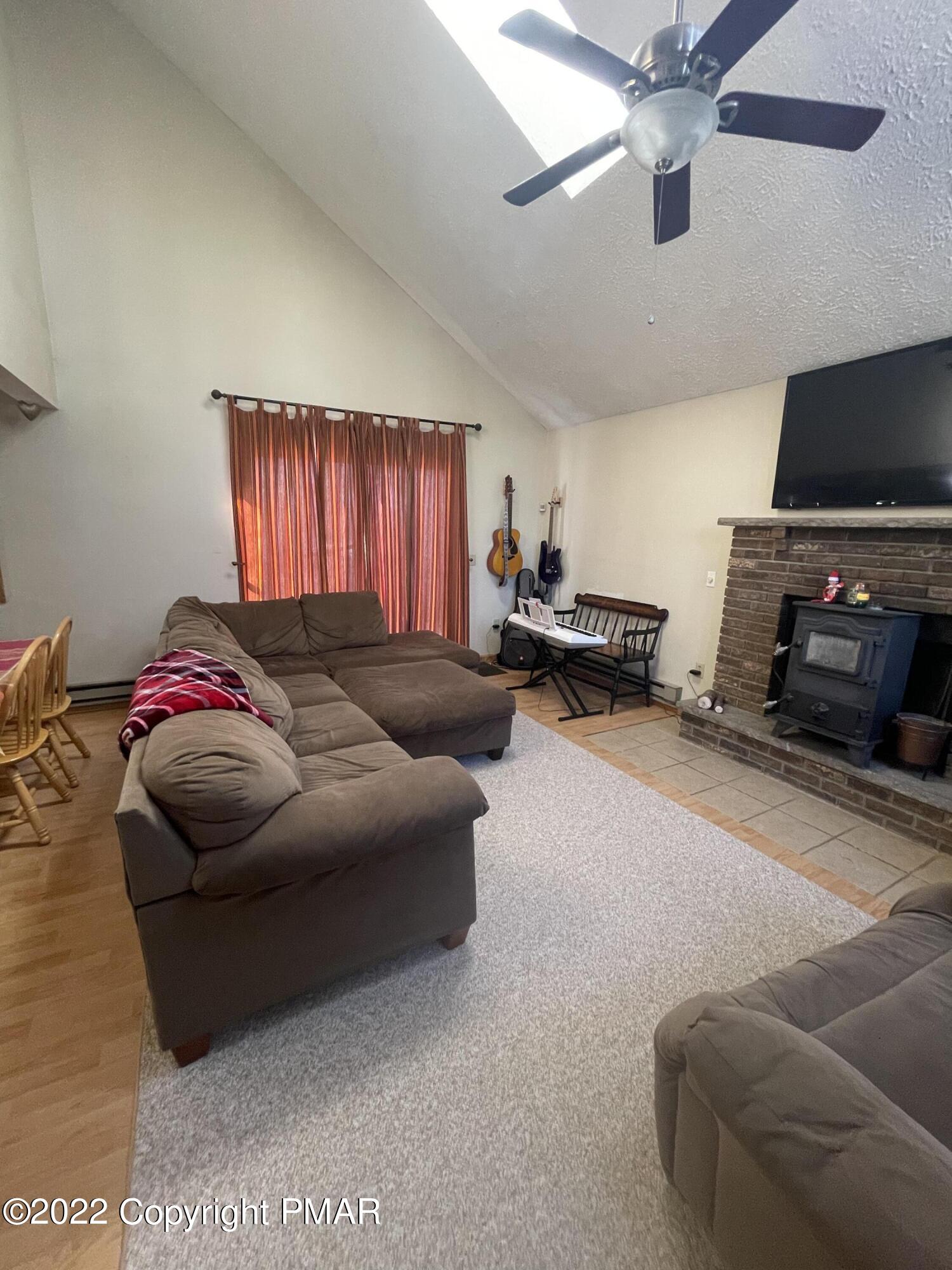331 Timber Hill Road Henryville, PA 18332 - Photo 12 of 29 7D0D1714-8B69-4261-87DF-15C0EFC27712