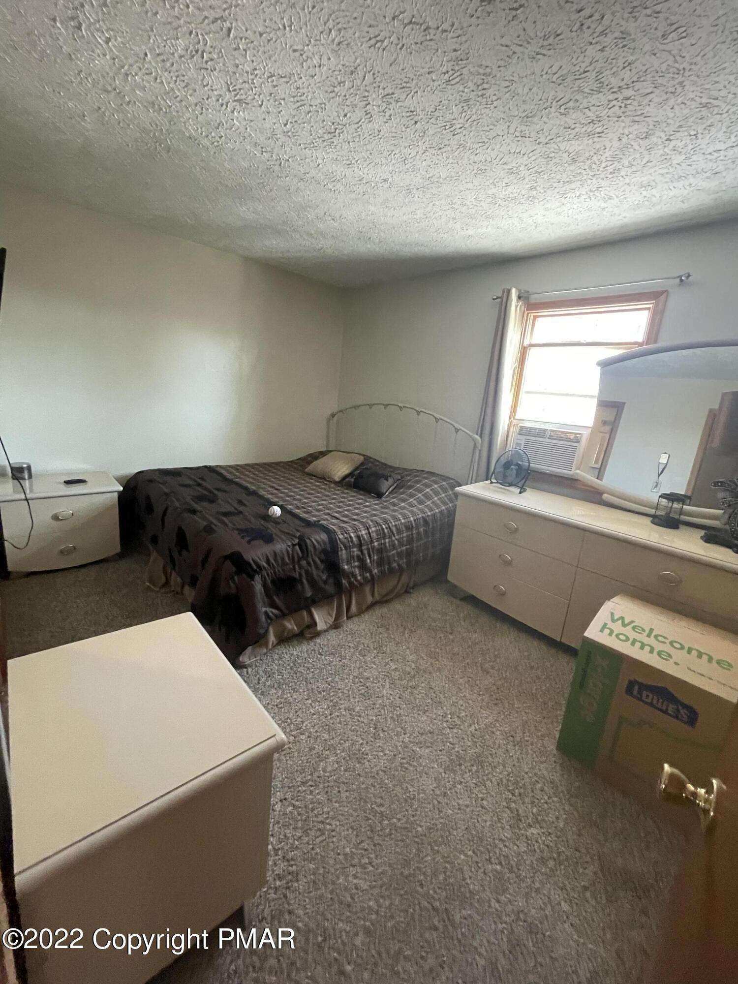 331 Timber Hill Road Henryville, PA 18332 - Photo 18 of 29 E2907F1A-52F4-4B88-8EED-8DFCDEDEBD99