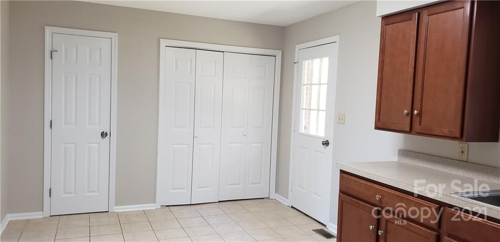 2187 Green Peach Road Lancaster, SC 29720 - Photo 5 of 10 Gallery Image 5
