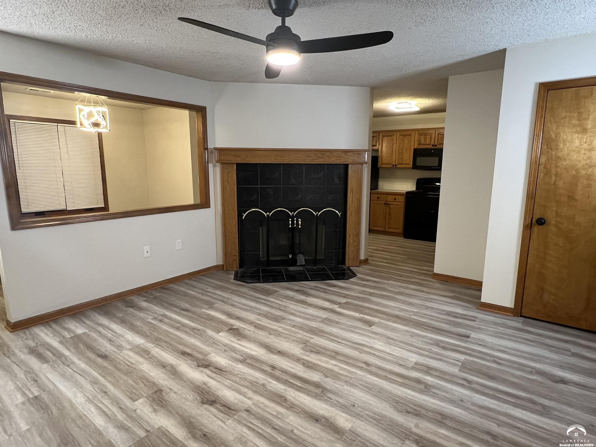 4207 Timberline Court Lawrence, KS 66049 - Photo 17 of 23