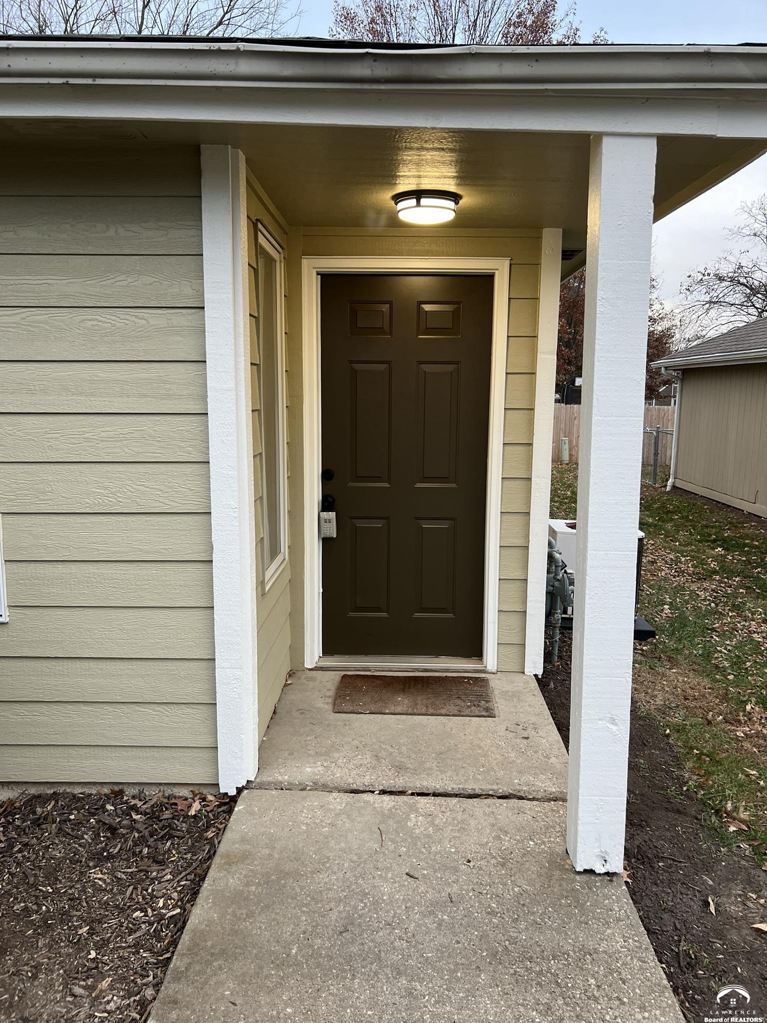 4207 Timberline Court Lawrence, KS 66049 - Photo 6 of 23
