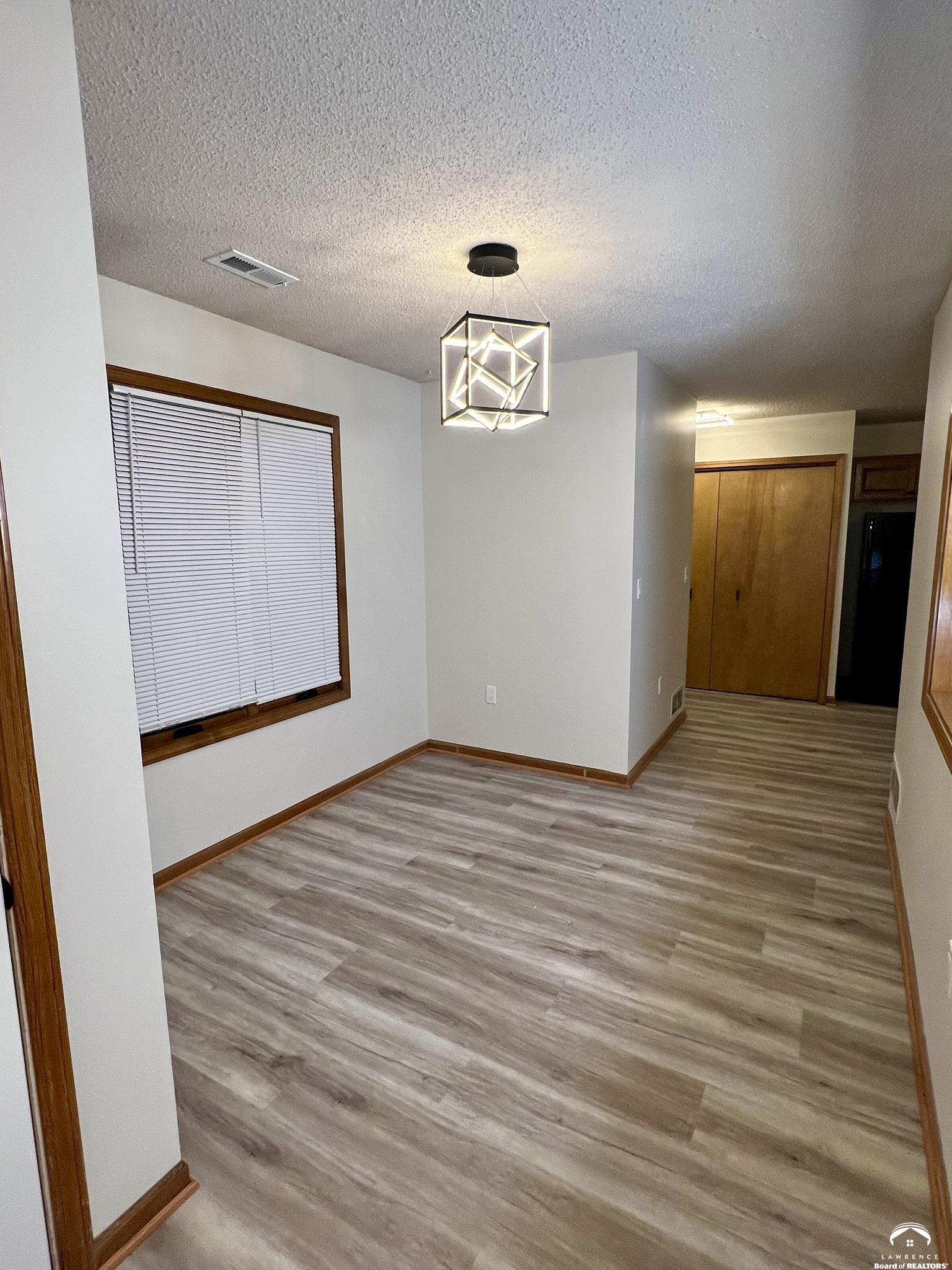 4207 Timberline Court Lawrence, KS 66049 - Photo 9 of 20