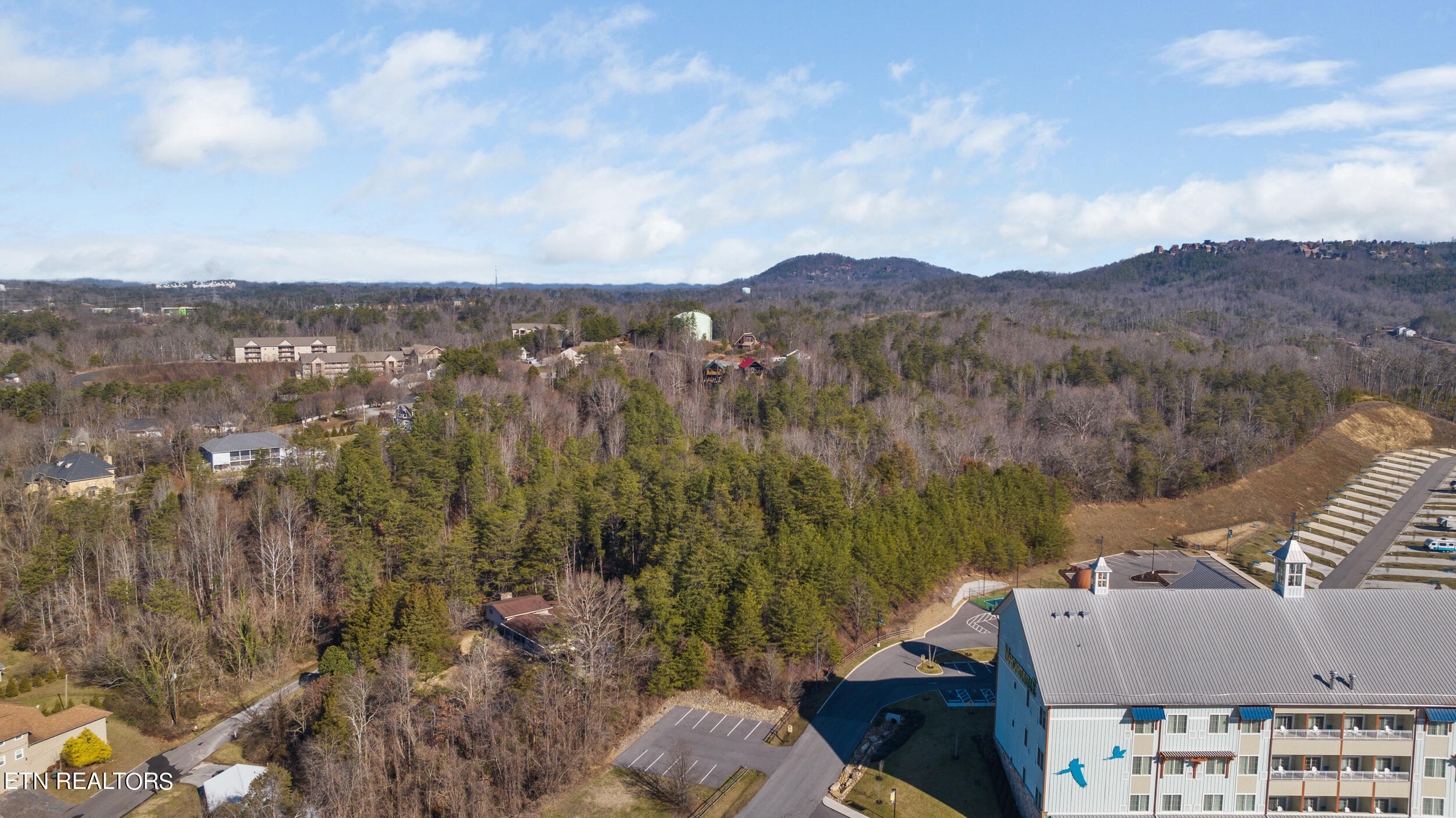 820 Old Gate Road Pigeon Forge, TN 37863 - Photo 12 of 31 dji_20240201060627_0025_d