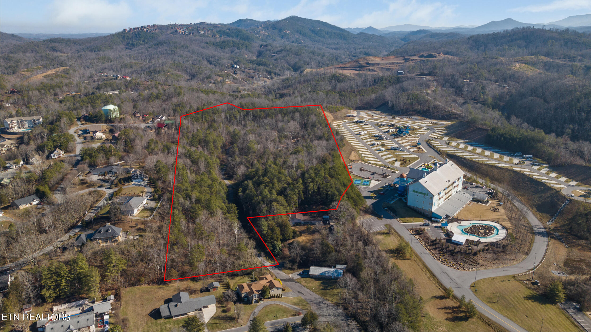 820 Old Gate Road Pigeon Forge, TN 37863 - Photo 3 of 31 propertylines_1