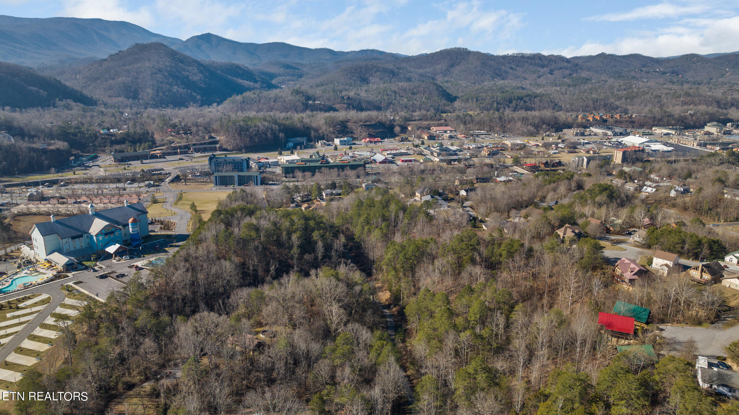 820 Old Gate Road Pigeon Forge, TN 37863 - Photo 6 of 31 dji_20240201055121_0984_d
