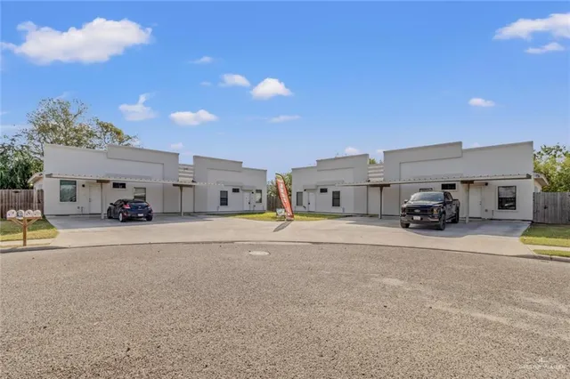 $1,050 | 1200 West Harrison Avenue, Unit 2, Alton, TX 78573