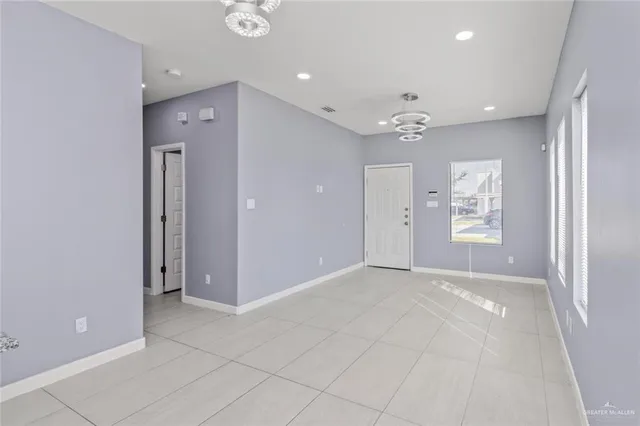 $1,050 | 1200 West Harrison Avenue, Unit 2, Alton, TX 78573