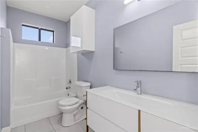 $1,050 | 1200 West Harrison Avenue, Unit 2, Alton, TX 78573