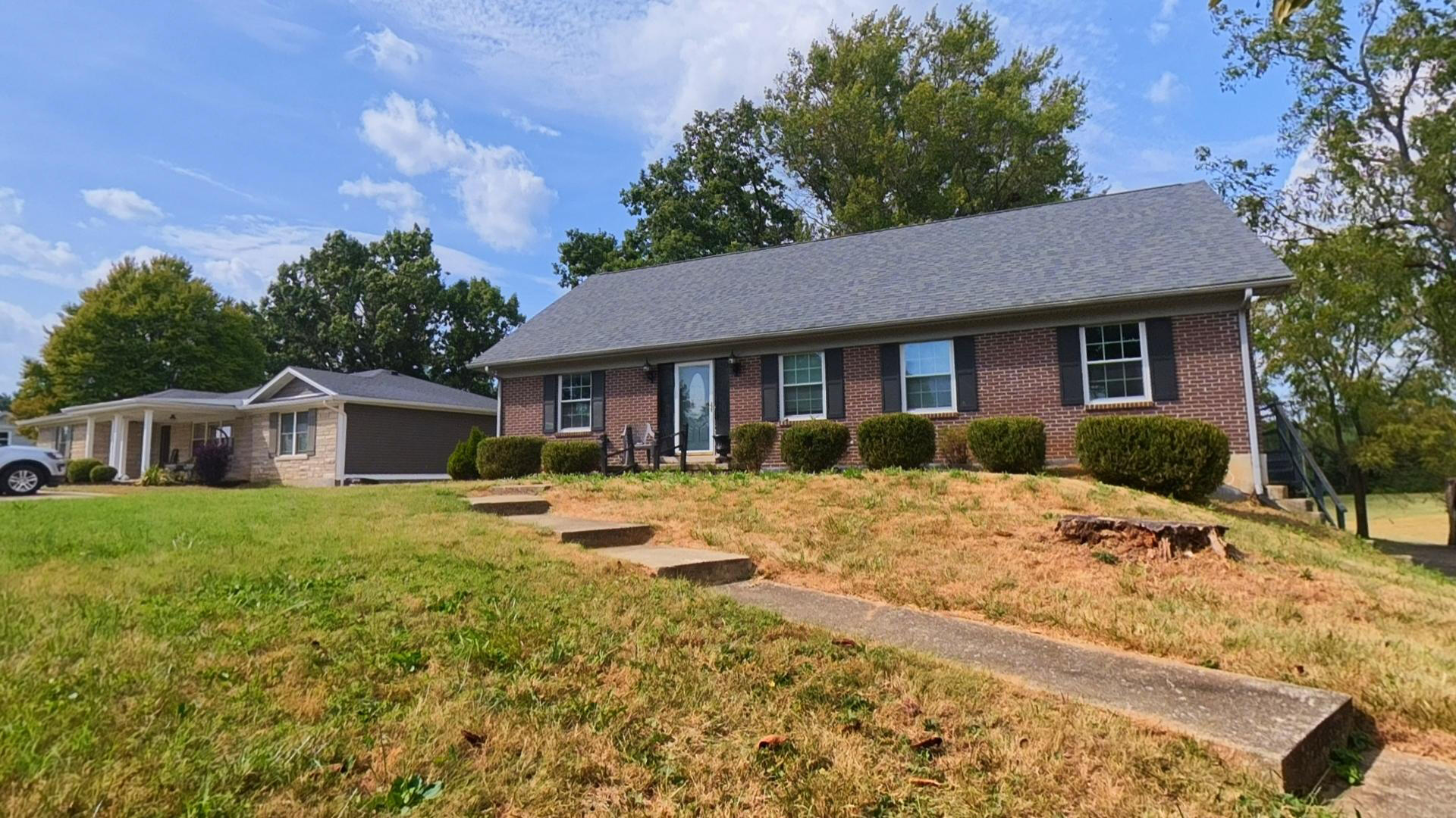 4203 Winchester Road Lexington, KY 40516 - Photo 3 of 53 4203 Winchester Road - Lexington-3