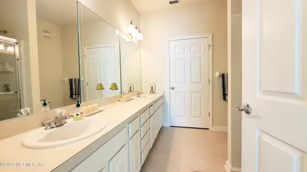 $282,900 | 13364 Beach Boulevard, Unit 621, Jacksonville, FL 32224