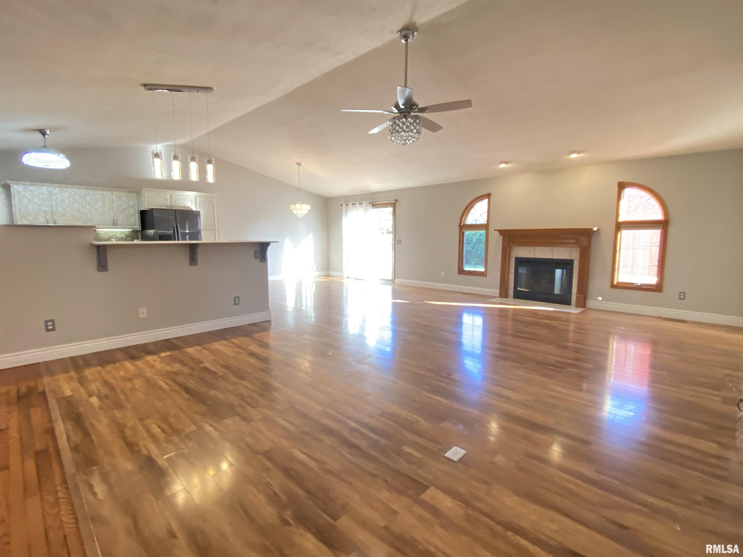 1506 Sequoia Drive Chatham, IL 62629 - Photo 18 of 40