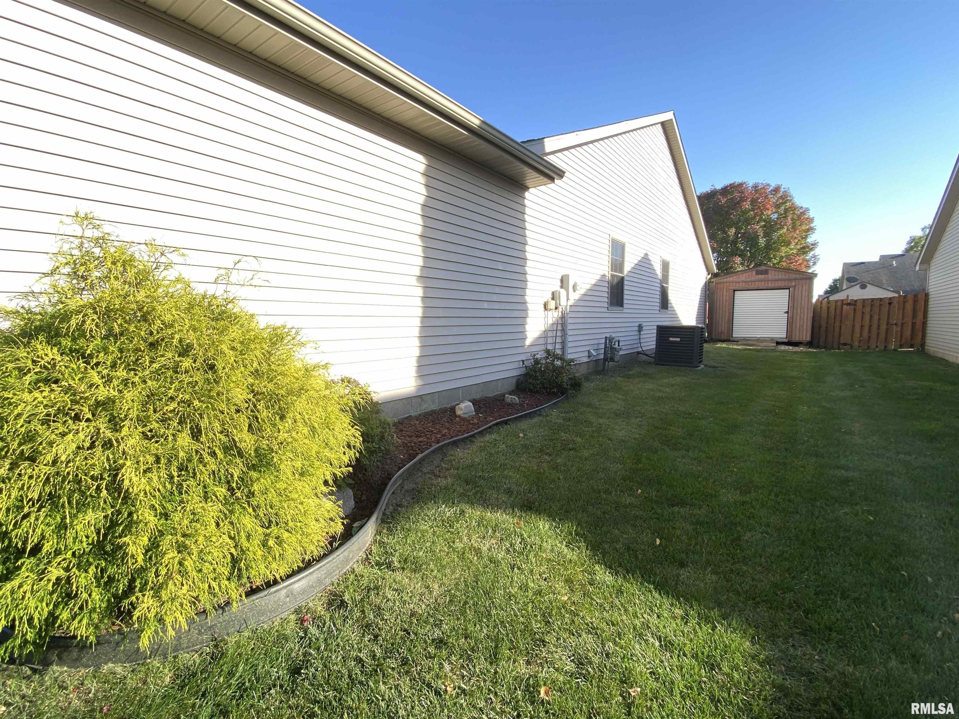 1506 Sequoia Drive Chatham, IL 62629 - Photo 5 of 40