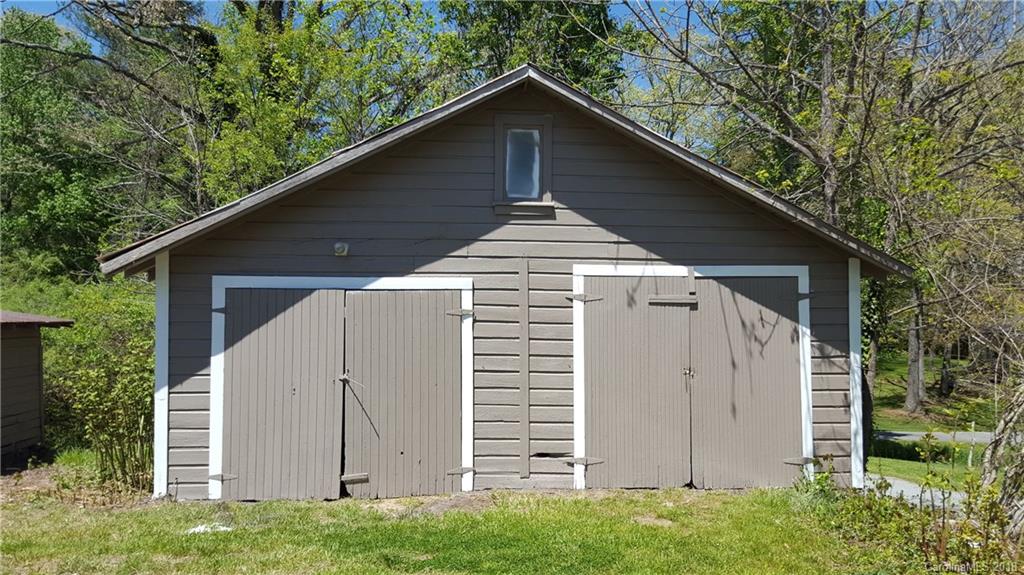 256 Watson Road Arden, NC 28704 - Photo 13 of 15 Gallery Image 13
