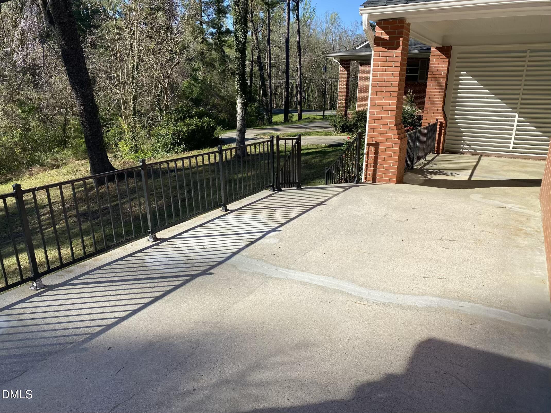 102 Forest Road Oxford, NC 27565 - Photo 8 of 37 IMG_0994-compressed