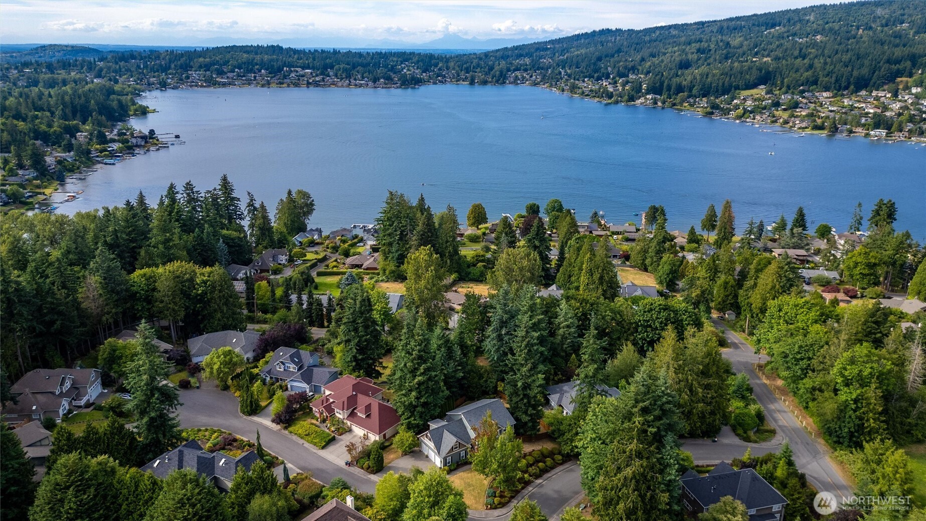 1402 Langara Circle Bellingham, WA 98229 - Photo 3 of 38