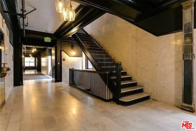 $2,000 | 460 South Spring Street, Unit 609, Los Angeles, CA 90013