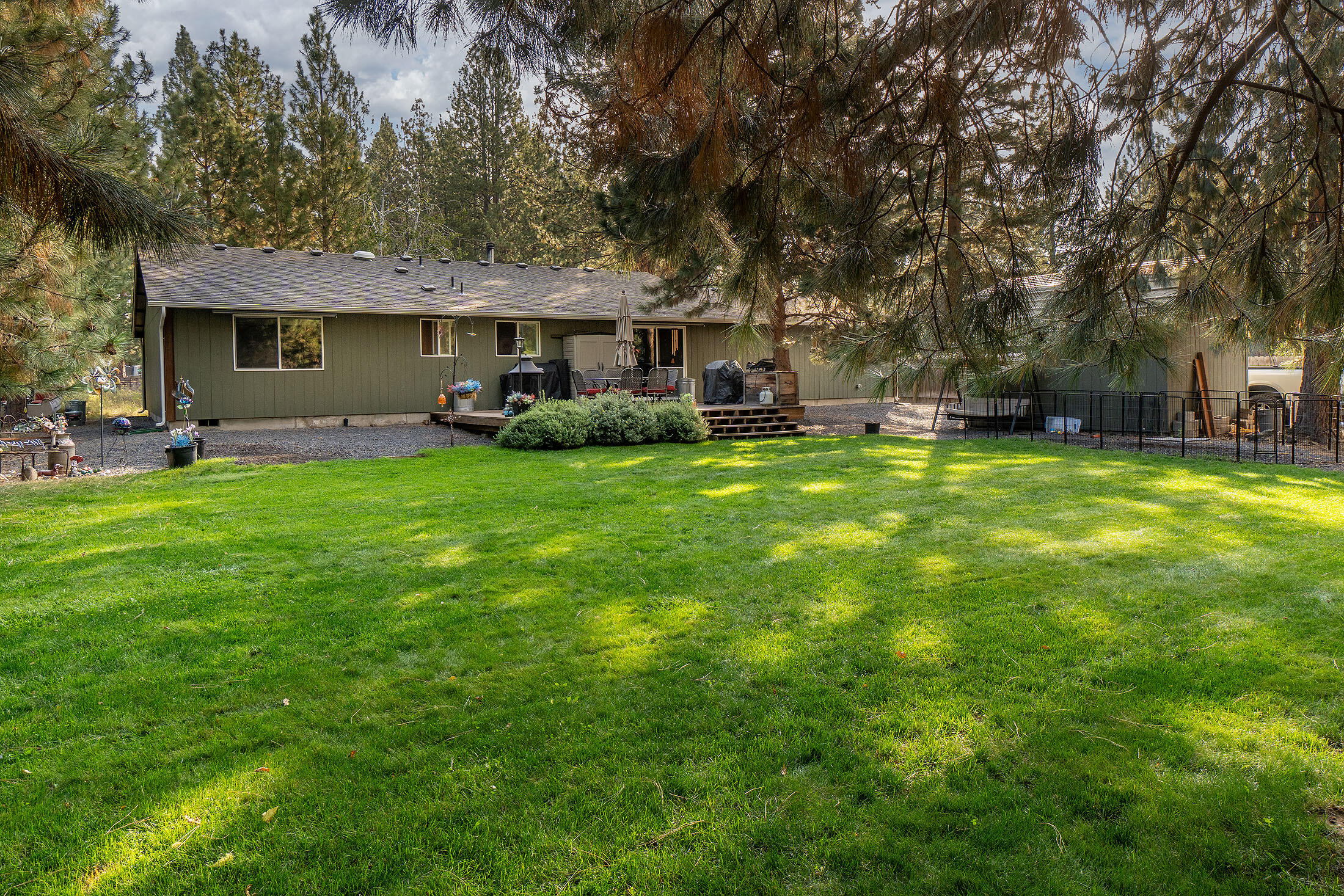 19033 Pumice Butte Road Bend, OR 97702 - Photo 23 of 50 19033 Pumice Butte Rd_0015 copy