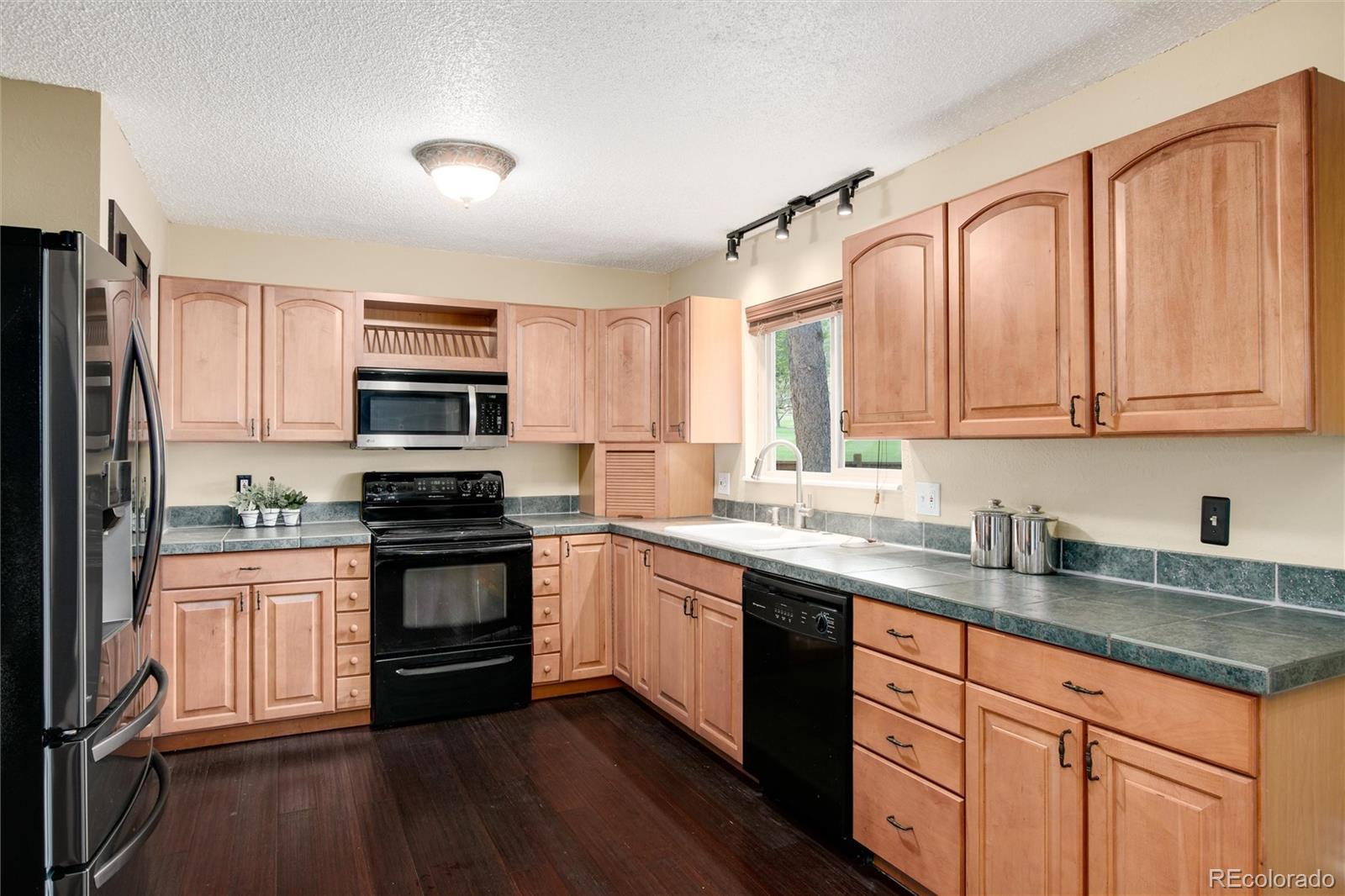 5253 Golf Course Drive Morrison, CO 80465 - Photo 22 of 38