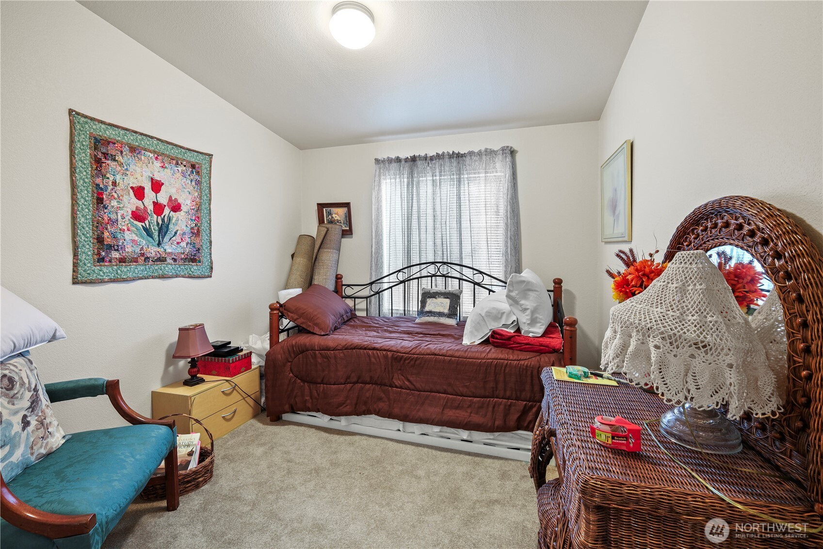 19206 99th Avenue East, Unit 48 Graham, WA 98338 - Photo 9 of 28 a living room with furniture flowerpot and window