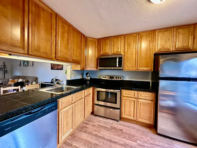 $209,900 | 30 Orange Road, Unit 30, Middletown, CT 06457