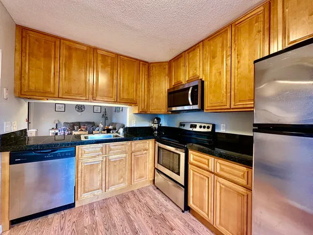 $209,900 | 30 Orange Road, Unit 30, Middletown, CT 06457