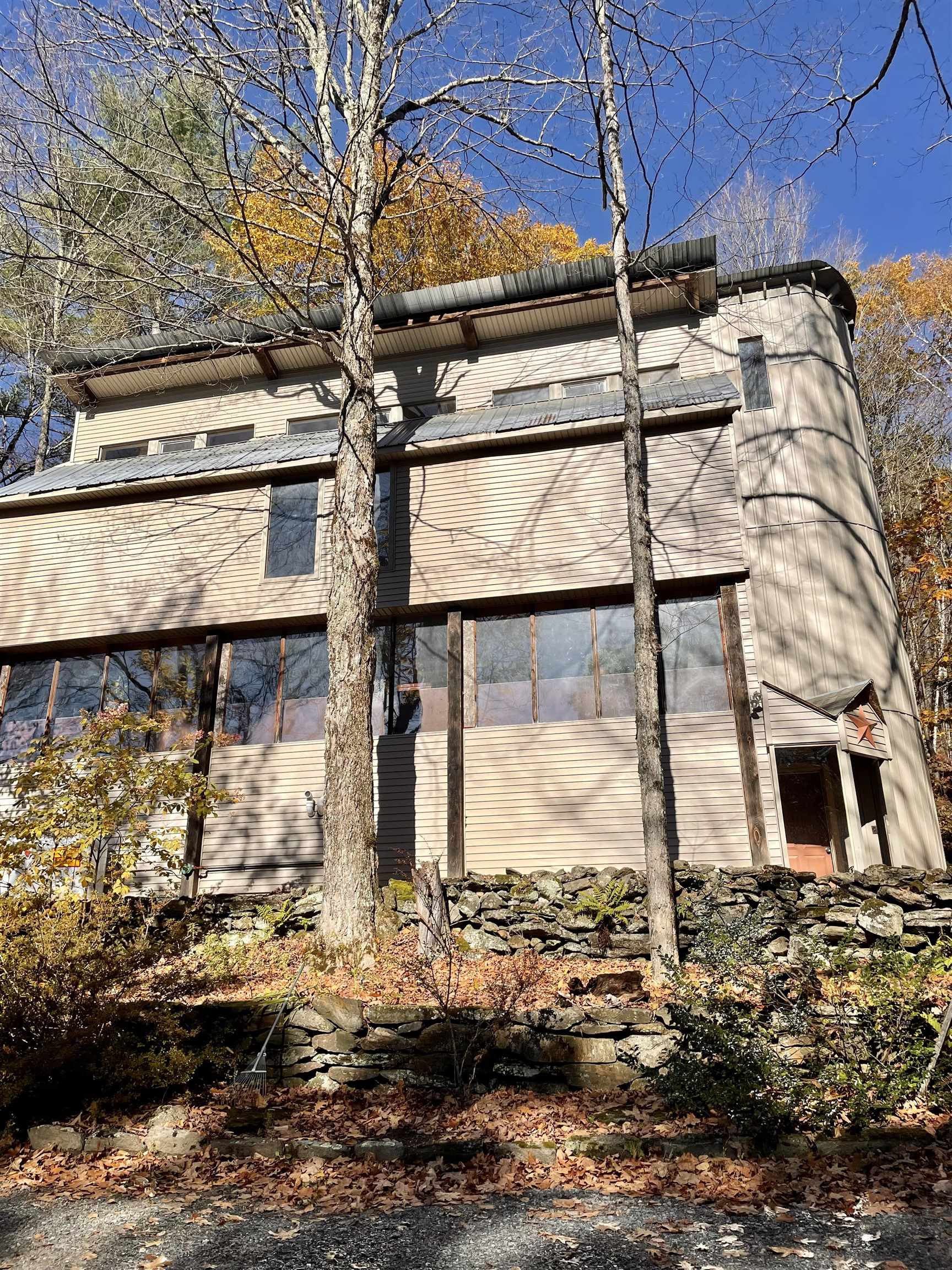 107 Gaskill Road Rockingham, VT 05143 - Photo 2 of 38