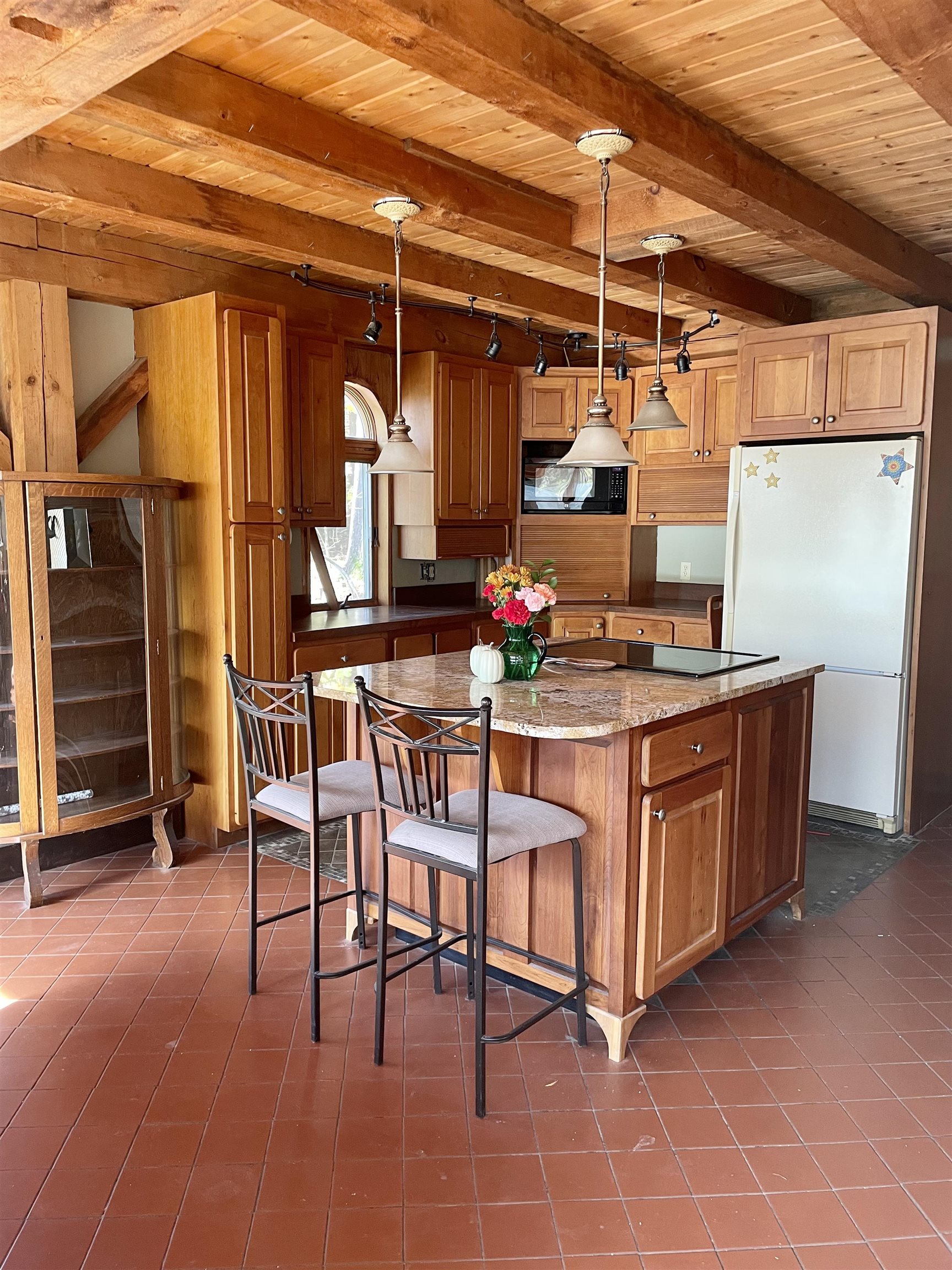 107 Gaskill Road Rockingham, VT 05143 - Photo 13 of 38