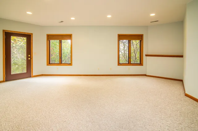 $339,900 | 225 East Haven Drive, Unit B, Watertown, WI 53094