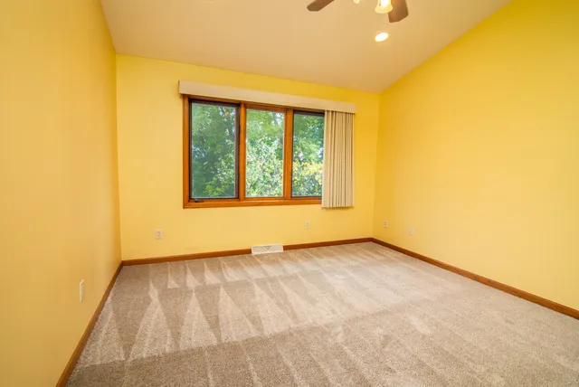 $339,900 | 225 East Haven Drive, Unit B, Watertown, WI 53094