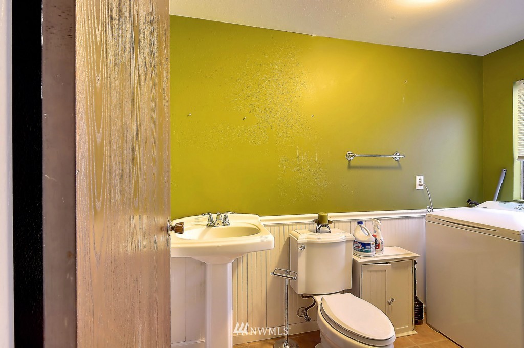22511 1st Drive Southeast Bothell, WA 98021 - Photo 12 of 15