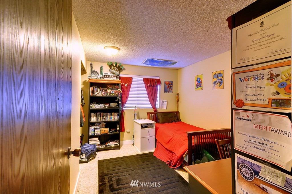 22511 1st Drive Southeast Bothell, WA 98021 - Photo 7 of 15