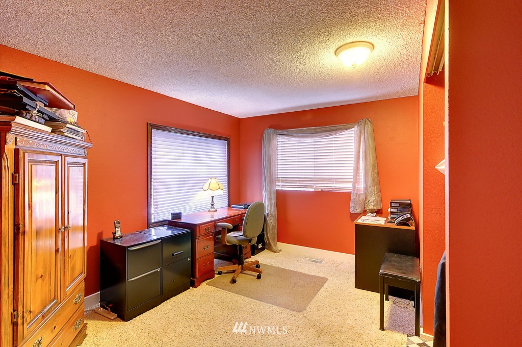 22511 1st Drive Southeast Bothell, WA 98021 - Photo 10 of 15