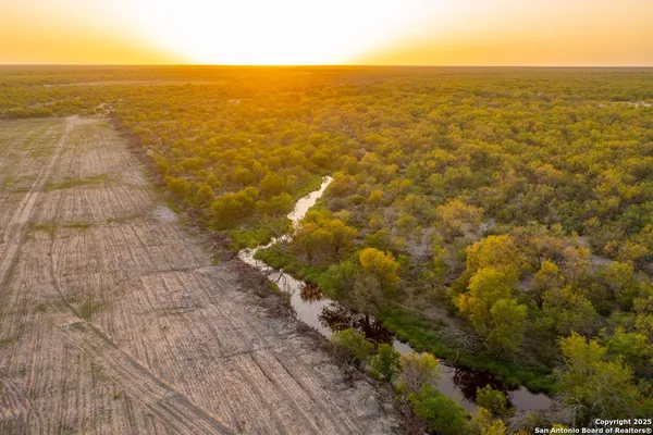 $3,700,000 | 0 Fm 1688, Crystal City, TX 78839