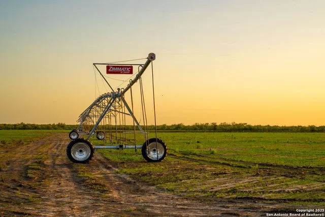 $3,700,000 | 0 Fm 1688, Crystal City, TX 78839