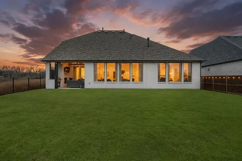 $970,000 | 8804 Autumn Lake Trail, McKinney, TX 75071