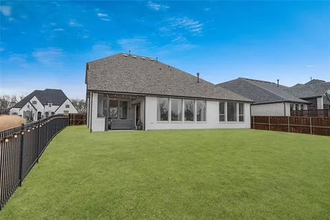 $970,000 | 8804 Autumn Lake Trail, McKinney, TX 75071