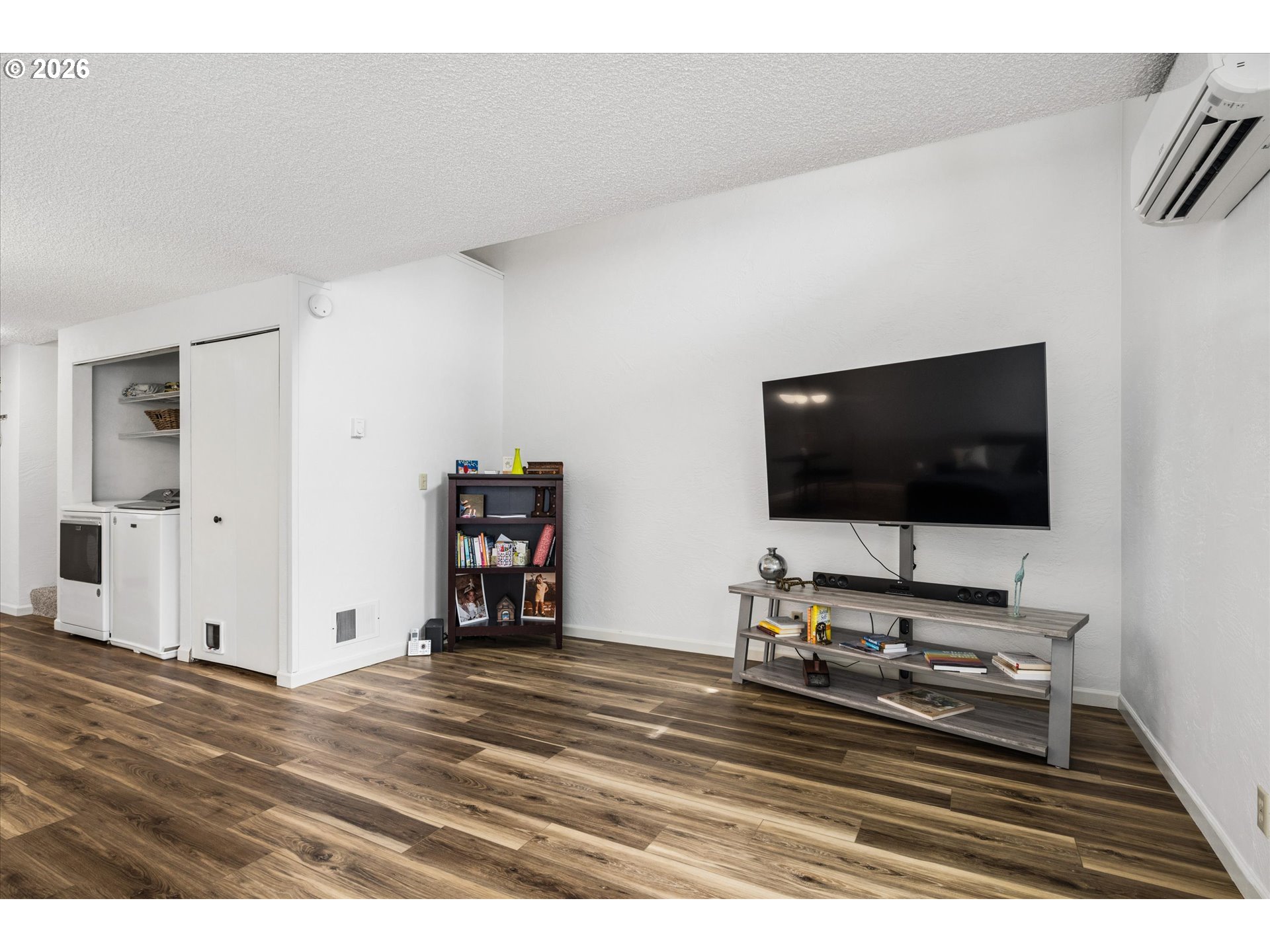 4431 Fox Hollow Road, Unit 6 Eugene, OR 97405 - Photo 13 of 46