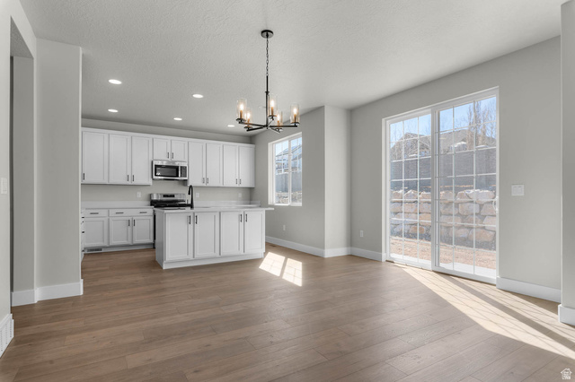 942 South Tanner Road Santaquin, UT 84655 - Photo 9 of 24