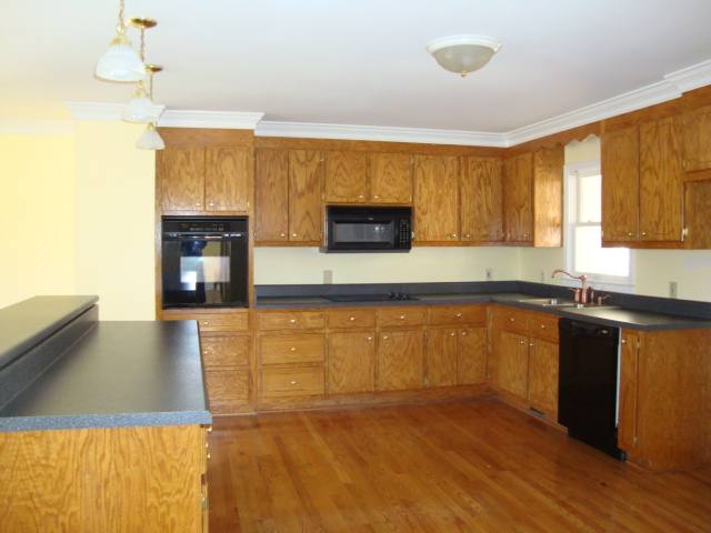 407 Pace Valley Road Easley, SC 29640 - Photo 6 of 11 Gallery Image 6
